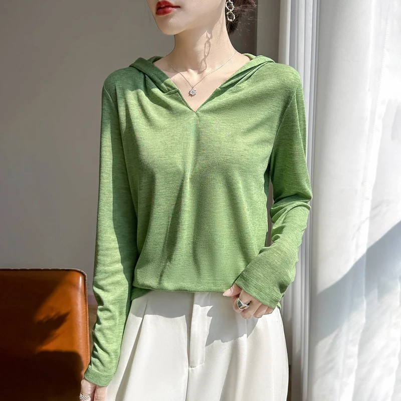 Damen Leichter Kapuzenpullover mit V‑Ausschnitt und feinem Jersey Nord Taschen