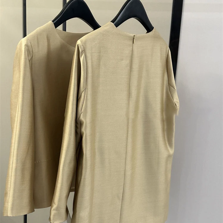 Damen Elegante und luftige Bluse mit Struktur Nord Taschen