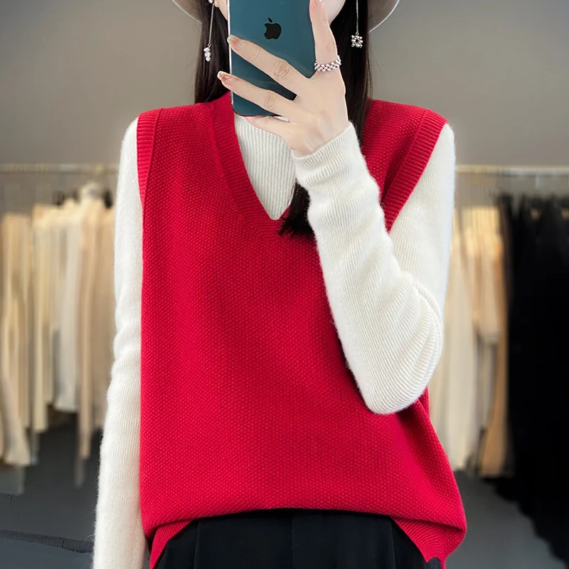 Damen Oversize Strickweste mit tiefem V‑Ausschnitt und feiner Struktur Nord Taschen