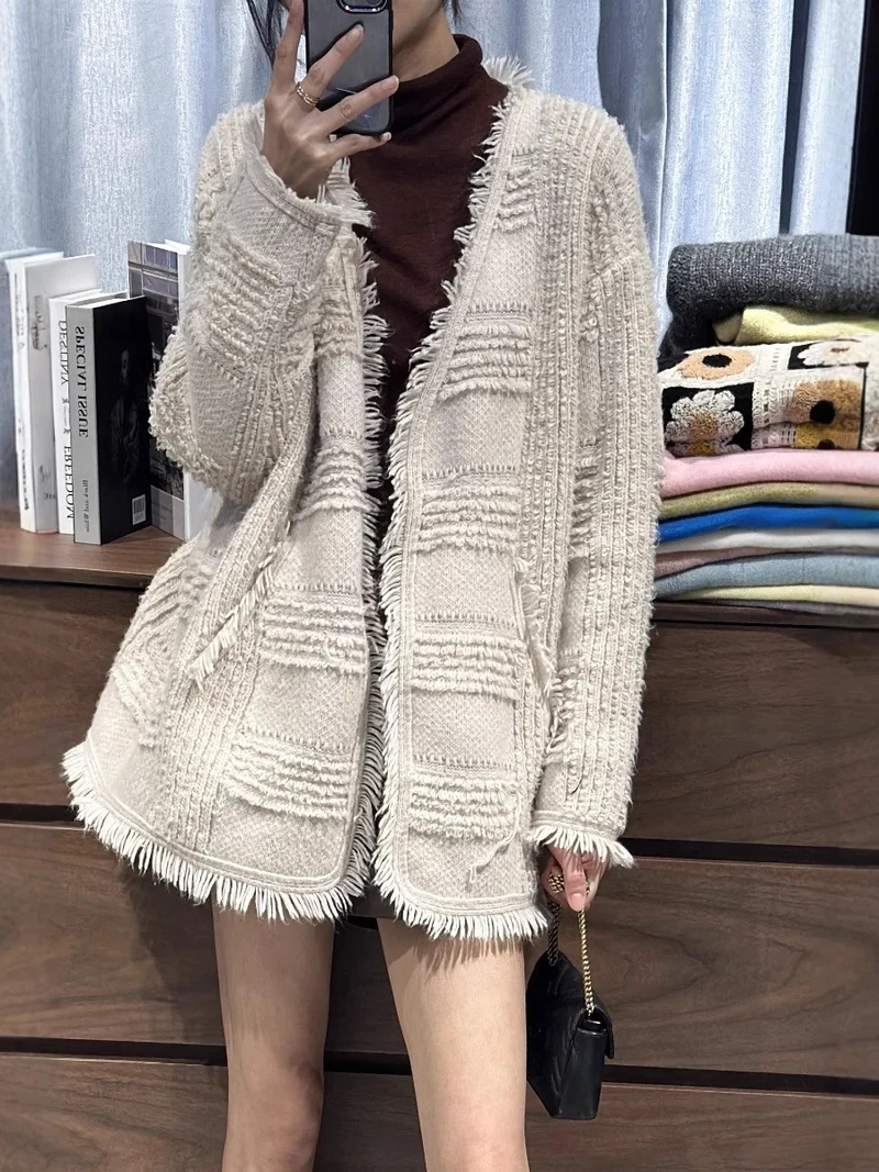 Damen Oversize Strickcardigan mit strukturierter Karomuster‑Optik, Fransen und Eingrifftaschen Nord Taschen
