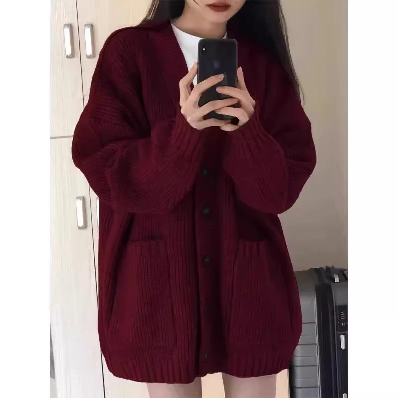 Damen Oversize Strickcardigan mit aufgesetzten Taschen und durchgehender Knopfleiste Nord Taschen