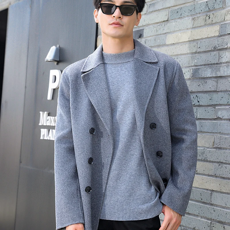 Herren Kurzer Doppelreiher Wollmix-Peacoat mit Reverskragen und Thermofutter Nord Taschen