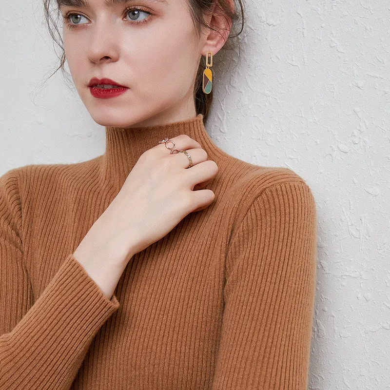 Damen Figurbetonter Feinstrick-Rollkragenpullover mit extrafeiner Rippenstruktur und kaschmirweicher Haptik Nord Taschen