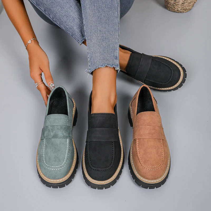 Damen Chunky Loafer mit profilierter Lug-Sohle und Velours‑Optik Nord Taschen