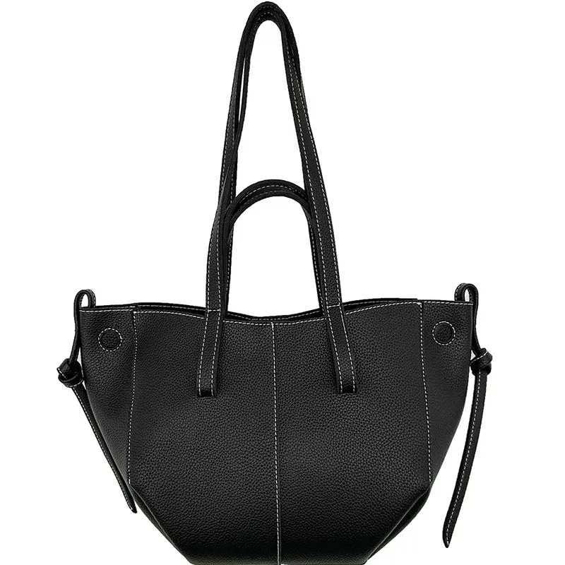 Damen Handtasche mit modernem Schnitt und mehreren Innenfächern Nord Taschen