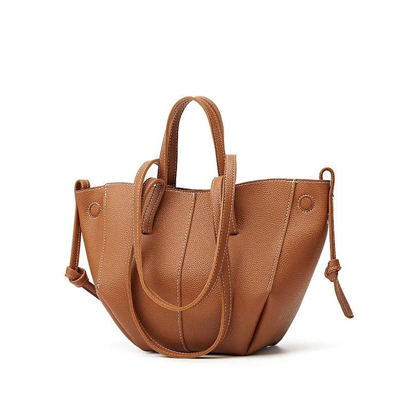 Damen Handtasche mit modernem Schnitt und mehreren Innenfächern Nord Taschen