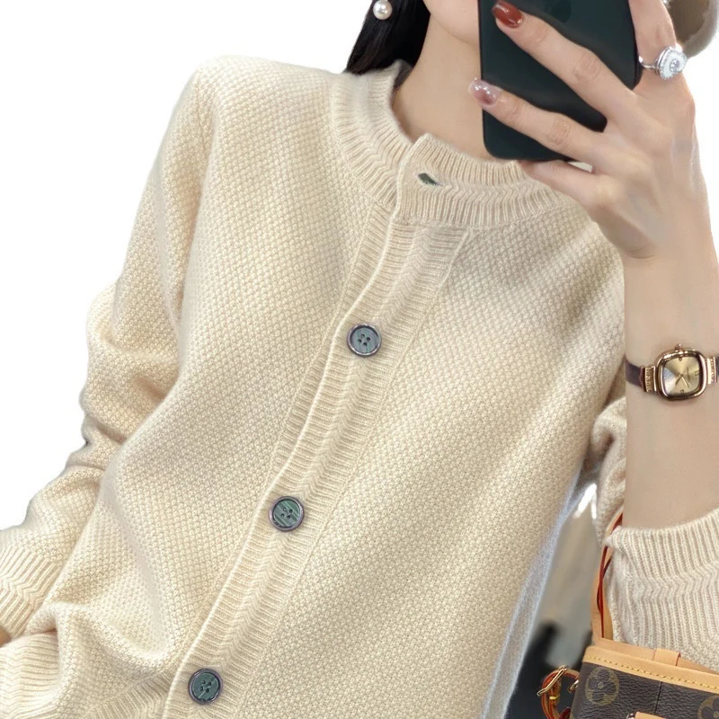Damen Strukturierter Feinstrick-Cardigan mit kaschmirähnlicher Haptik, durchgehender Knopfleiste und kastiger Oversize‑Passform Nord Taschen