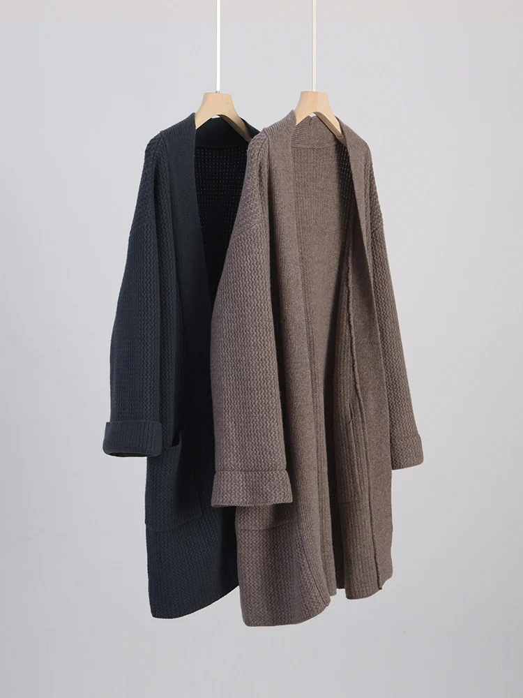 Damen Langer Oversize-Strickcardigan mit Strukturmuster und aufgesetzten Taschen Nord Taschen