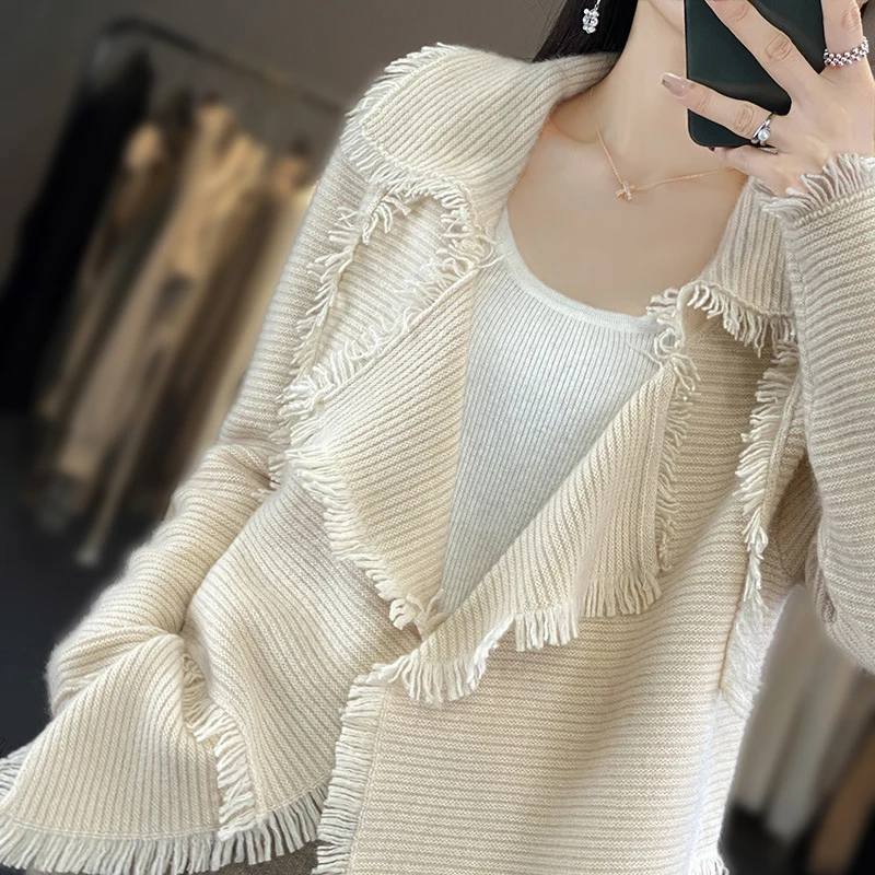 Damen Langer Fransen‑Strickcardigan mit großem Schalkragen und feiner Rippenstruktur Nord Taschen