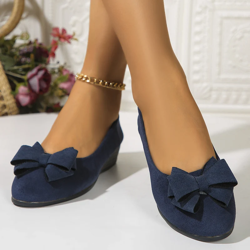 Damen elegante Wedge-Pantoletten mit überkreuzten Riemen und komfortablem Fußbett