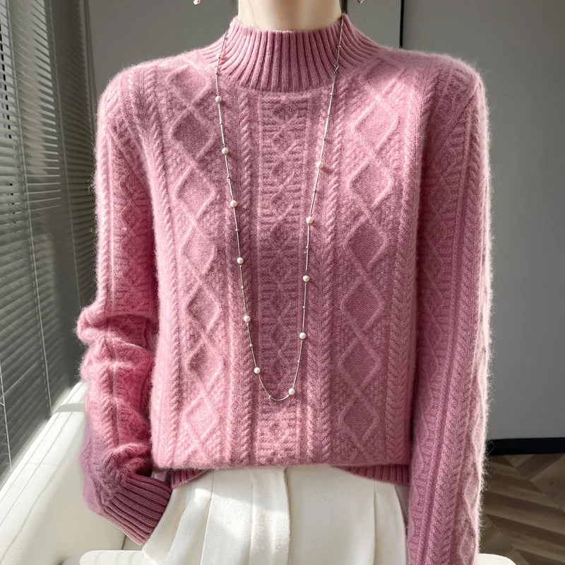 Damen Kuscheliger Mohair‑Optik Mockneckpullover mit Rautenzopfstruktur und kastiger Silhouette Nord Taschen