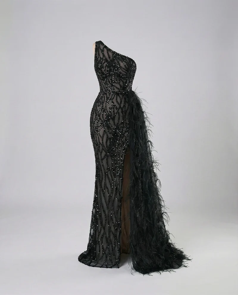 Damen Prunkvolle Federbesetzte-Schleppe Abendkleid