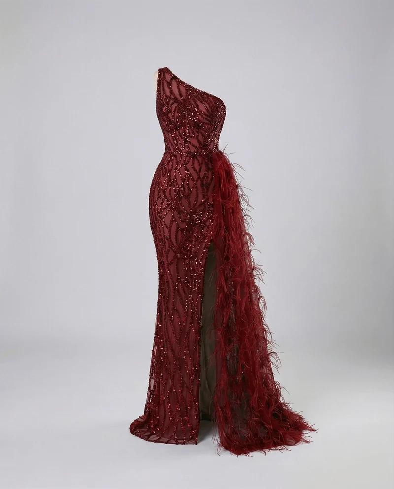 Damen Prunkvolle Federbesetzte-Schleppe Abendkleid