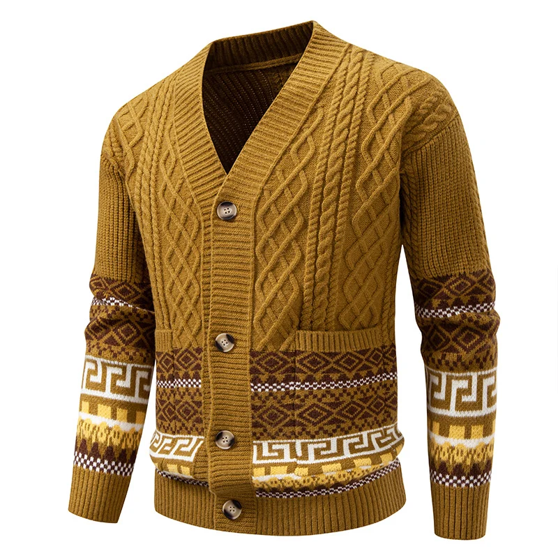 Herren Grobstrick-Cardigan mit Zopfmuster, Jacquard-Bändern und markanter Knopfleiste Nord Taschen