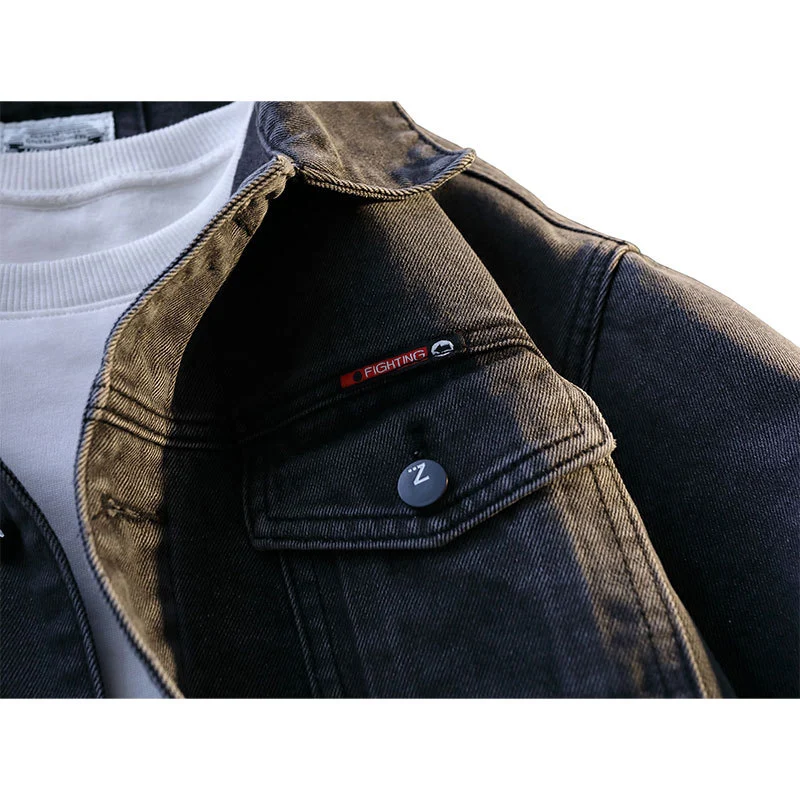 Herren Grobgewaschene Oversize-Jeansjacke mit Brustklapptaschen und durchgehender Knopfleiste Nord Taschen