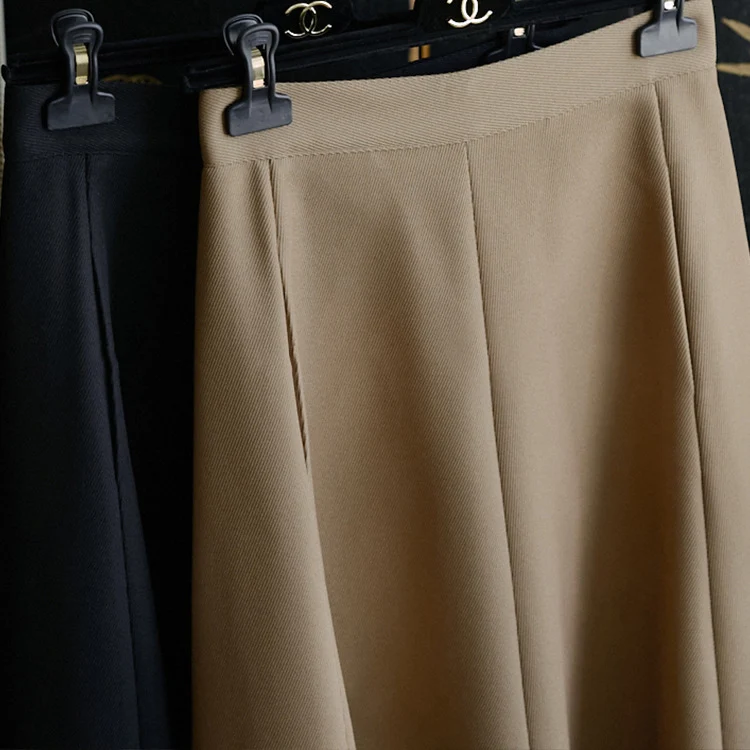 Damen Hochtaillierter Midi-Rock mit ausgestellter A‑Linie und feinen Teilungsnähten Nord Taschen