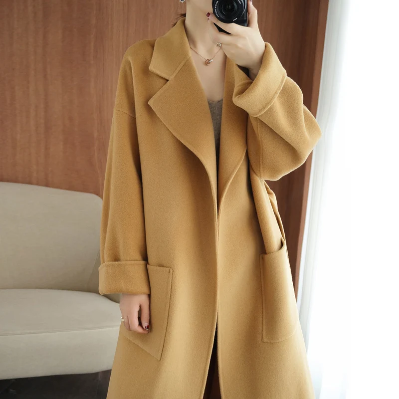 Damen Wollmix-Longcoat im Oversize-Schnitt mit großen aufgesetzten Taschen Nord Taschen