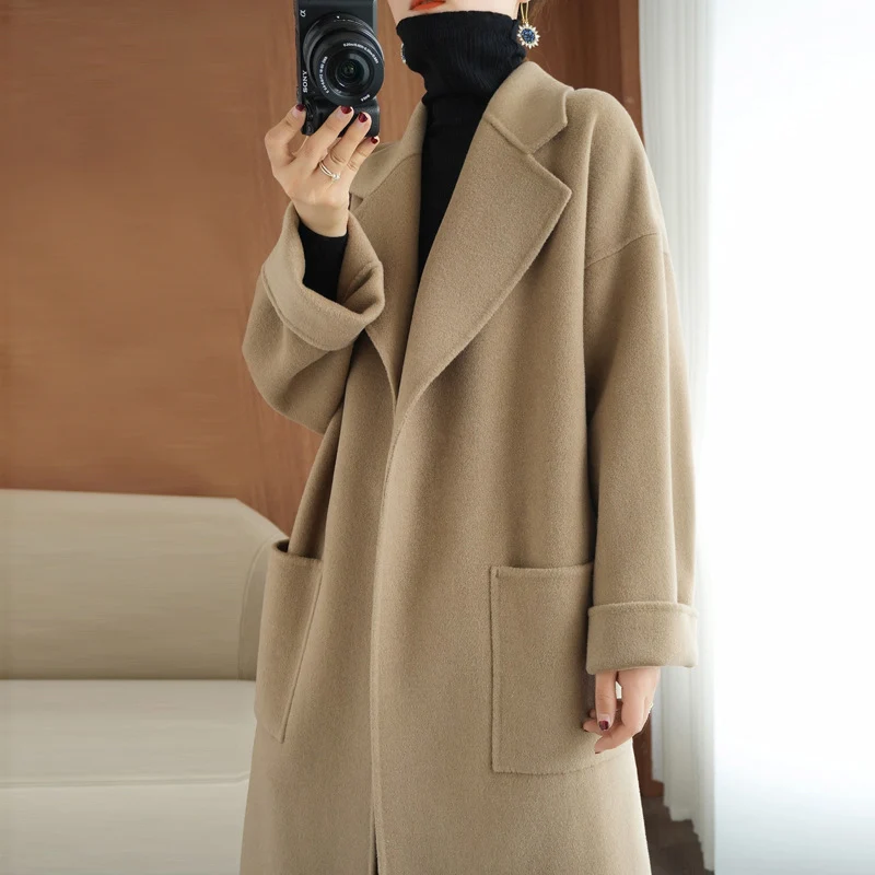 Damen Wollmix-Longcoat im Oversize-Schnitt mit großen aufgesetzten Taschen Nord Taschen