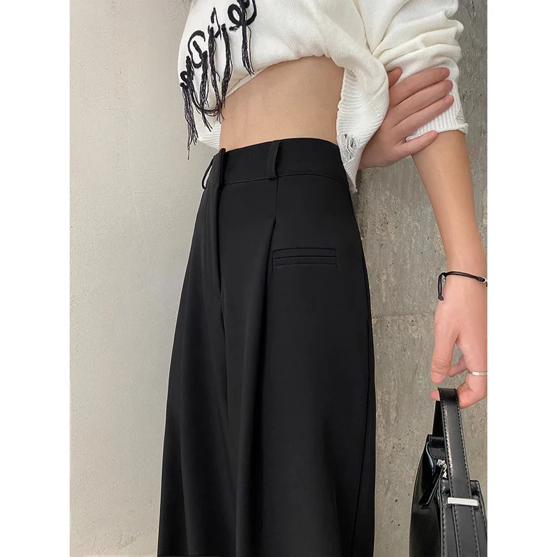 Damen Hochtaillierte Tailored-Hose mit weitem Bein, Bundfalten und Ziertasche Nord Taschen