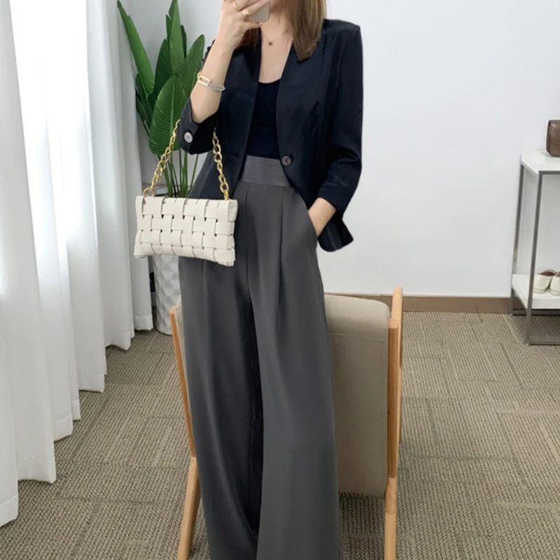 Damen Leichter taillierter Ein‑Knopf‑Blazer aus fließender Satin‑Optik Nord Taschen