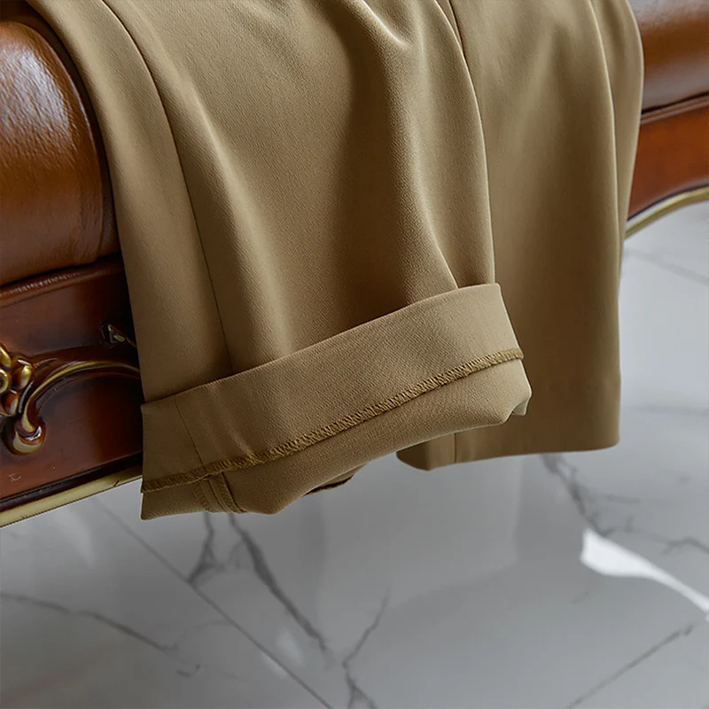 Damen Hochtaillierte ausgestellte Breitbein-Schlaghose aus Stretch-Crepe mit verdecktem Verschluss und Eingrifftaschen Nord Taschen