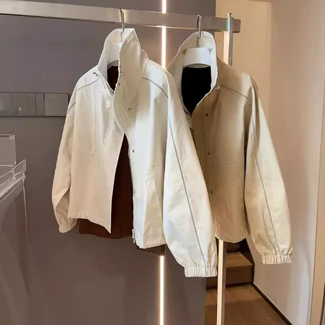 Damen Leichte Overshirt‑Jacke mit Stehkragen, Druckknopfverschluss & Kontrastnaht Nord Taschen