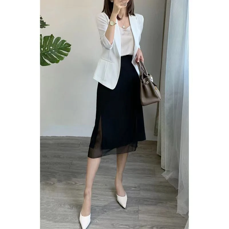 Damen Taillierter Ein‑Knopf‑Blazer mit 3/4‑Ärmeln und strukturierter Teilung Nord Taschen