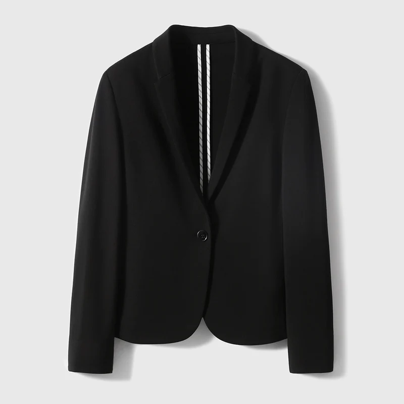 Damen Taillierter Ein-Knopf-Blazer aus leichtem Crepe mit geschwungener Saumlinie Nord Taschen