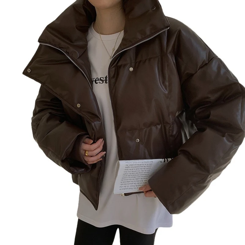Damen Gepolsterte Kurze Kunstleder-Steppjacke mit Stehkragen Nord Taschen