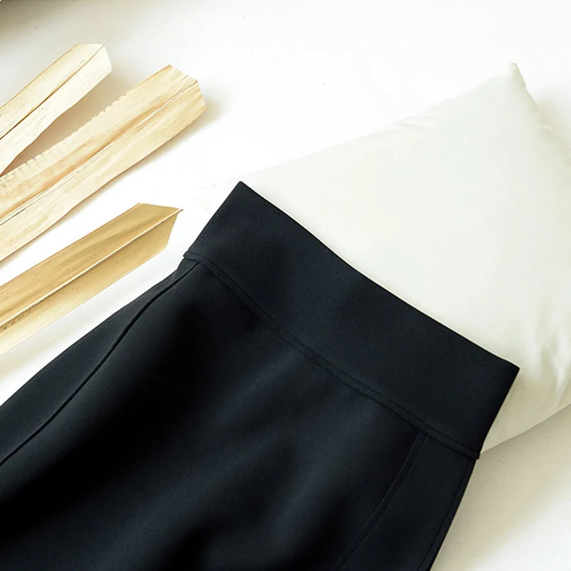 Damen Taillenhoher Midirock mit asymmetrischem Saum & figurformenden Seitennähten Nord Taschen