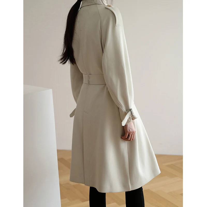 Damen Langer minimalistischer Trench‑Mantel im Cocoon‑Schnitt mit verstellbaren Manschetten Nord Taschen