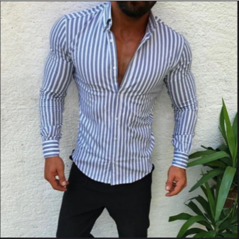 Herren Figurbetontes Button-Down-Hemd mit vertikalen Kontraststreifen und tailliertem Schnitt Nord Taschen