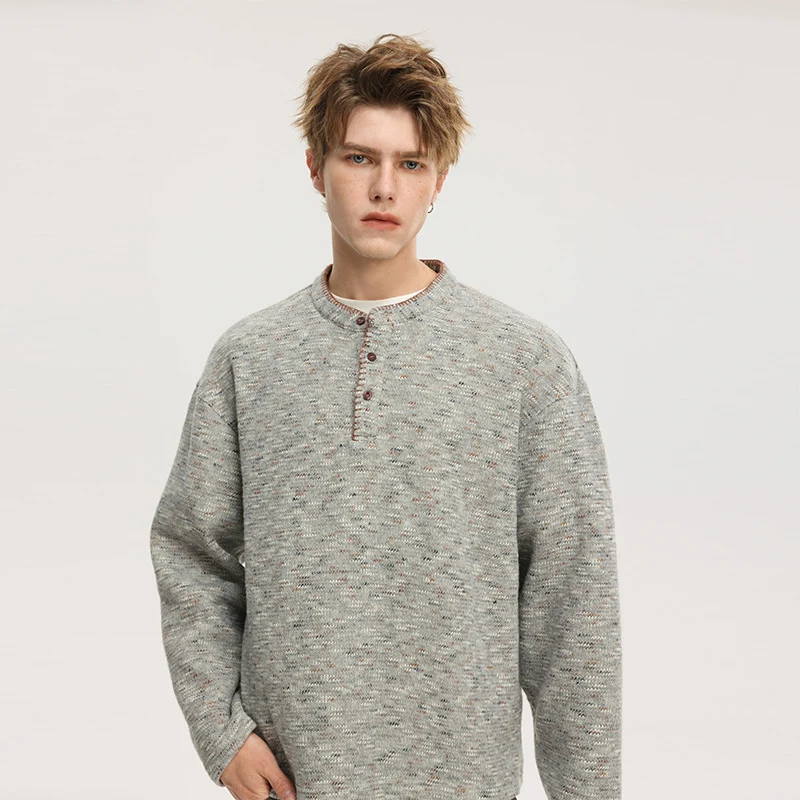 Herren Melange-Henley-Strickpullover mit Knopfleiste und legerer Passform Nord Taschen