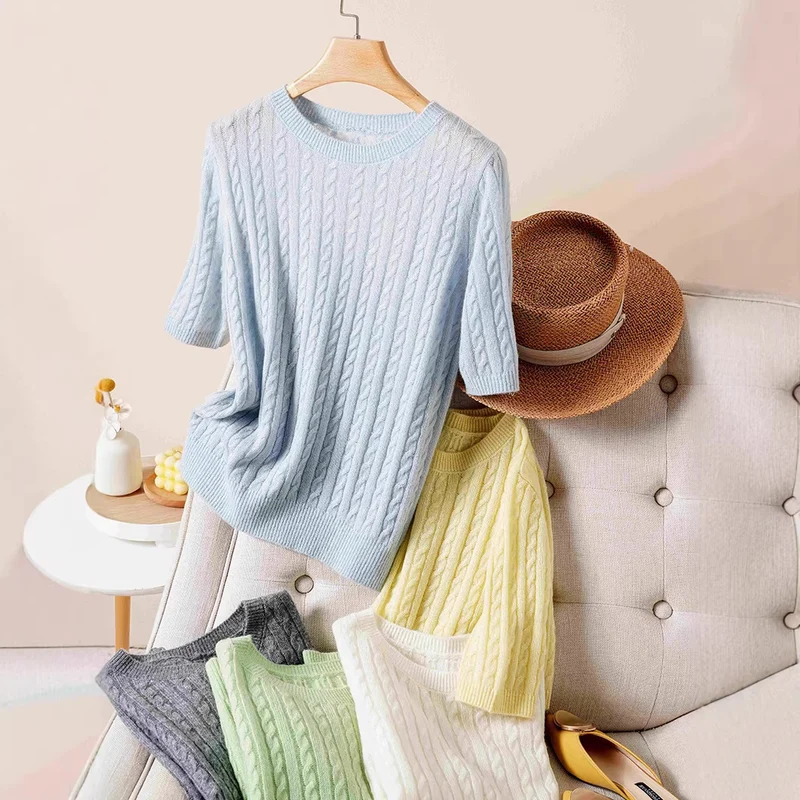 Damen Kurzarm-Strickpullover mit Zopfmuster und feinem Rundhalsausschnitt Nord Taschen