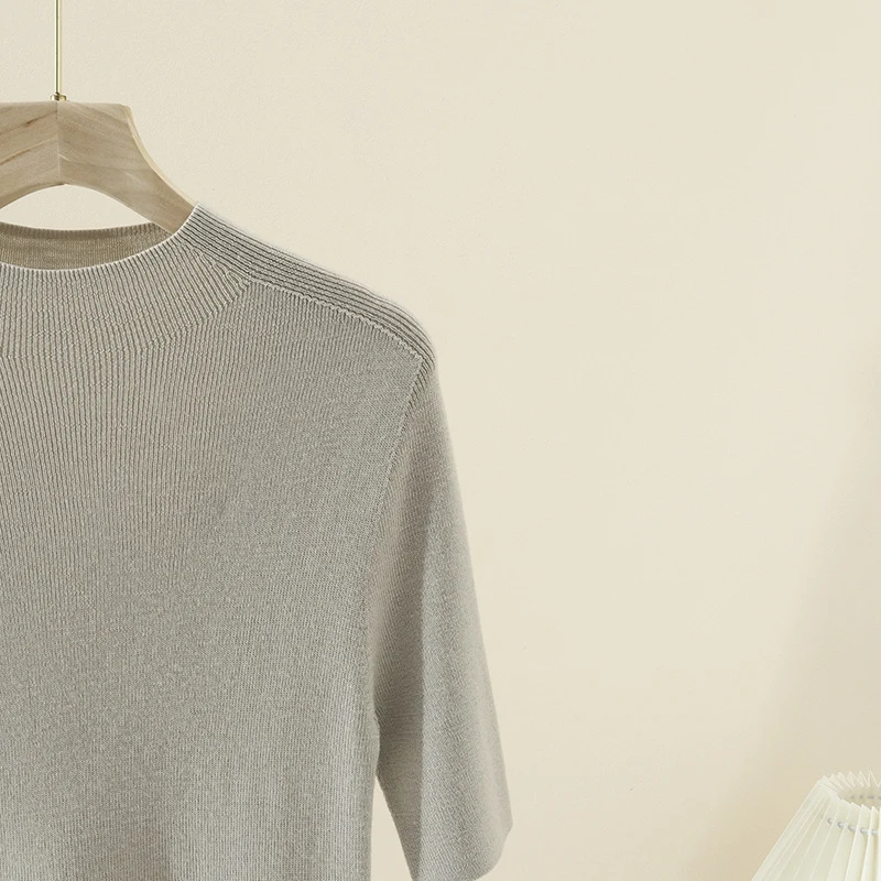 Damen Kurzarm-Feinstrickpullover mit Rundhalsausschnitt und schmaler Passform Nord Taschen