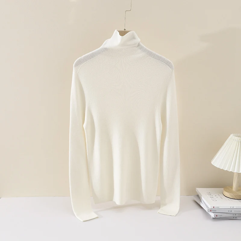 Damen Schlanker Feinstrick-Rundhalspullover mit Raglan-Schultereinsatz Nord Taschen
