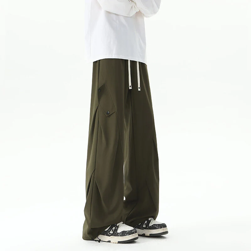Herren Extraweite technische Cargo-Loungehose im drapierten Weitbein‑Schnitt Nord Taschen