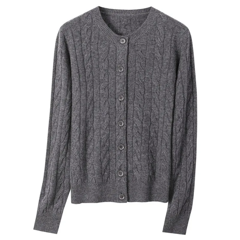 Damen Kurz geschnittener Zopfmuster-Cardigan aus leichter Baumwollmischung mit feinem Rippbündchen Nord Taschen