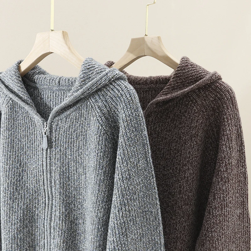 Damen Grobgestrickte Kapuzenjacke mit durchgehendem Reißverschluss und Raglanärmeln Nord Taschen