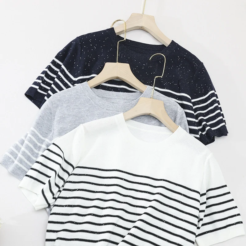 Damen Leichtes gestreiftes Feinstrickshirt mit Rundhalsausschnitt & kurzem Arm Nord Taschen