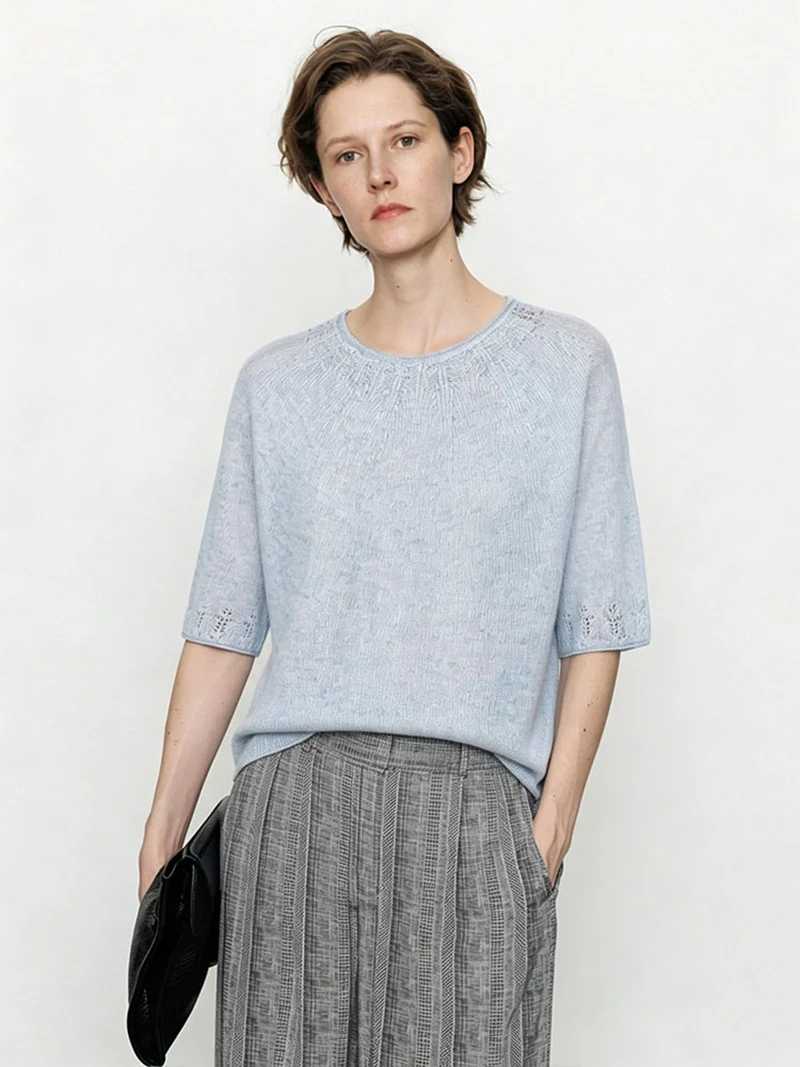 Damen Leichtes Feinstrick-Shirt mit halblangen Ärmeln, Rundhals und feinem Lochmuster Nord Taschen
