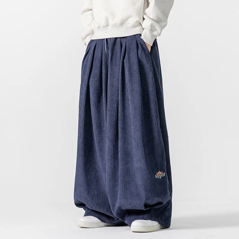 Herren Extraweite Plissée-Hose mit Rippstruktur und Tunnelzug Nord Taschen