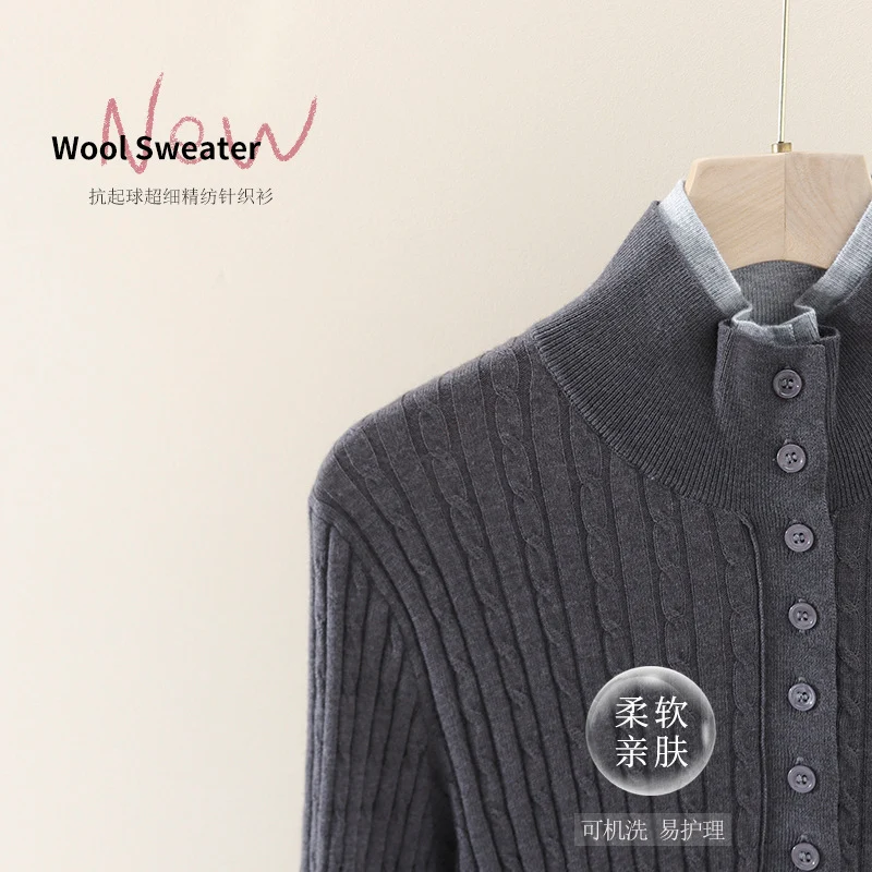 Damen Feinstrick-Polo-Pullover mit Rippstruktur, Stehkragen und Knopfleiste Nord Taschen