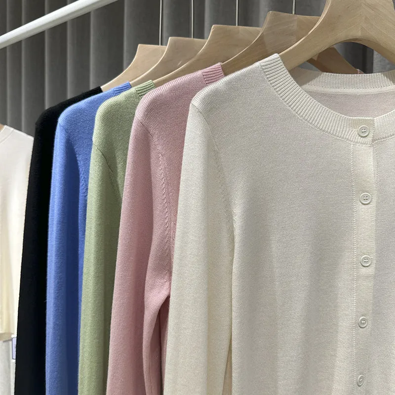 Damen Leichter Feinstrick-Cardigan mit Rundhalsausschnitt, taillierter Passform & verlängerten Bündchen Nord Taschen