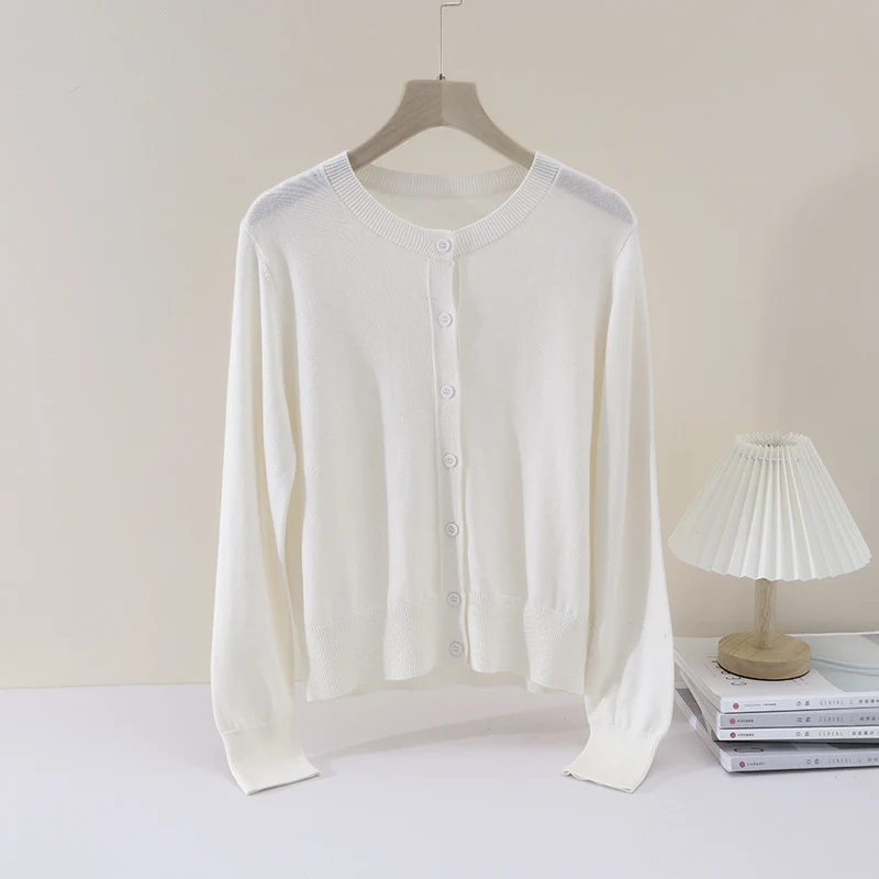 Damen Leichter Feinstrick-Cardigan mit Rundhalsausschnitt, taillierter Passform & verlängerten Bündchen Nord Taschen