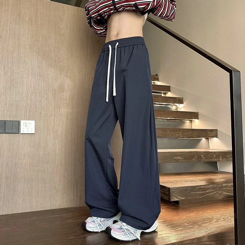 Damen Weit geschnittene Loungehose mit hohem Elastikbund und Kordelzug Nord Taschen