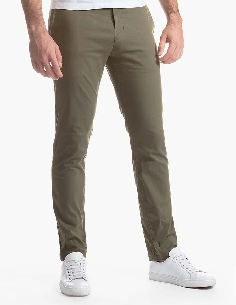 Herren Enganliegende Stretch-Chinohose mit tapered Bein und elastischem Saum Nord Taschen