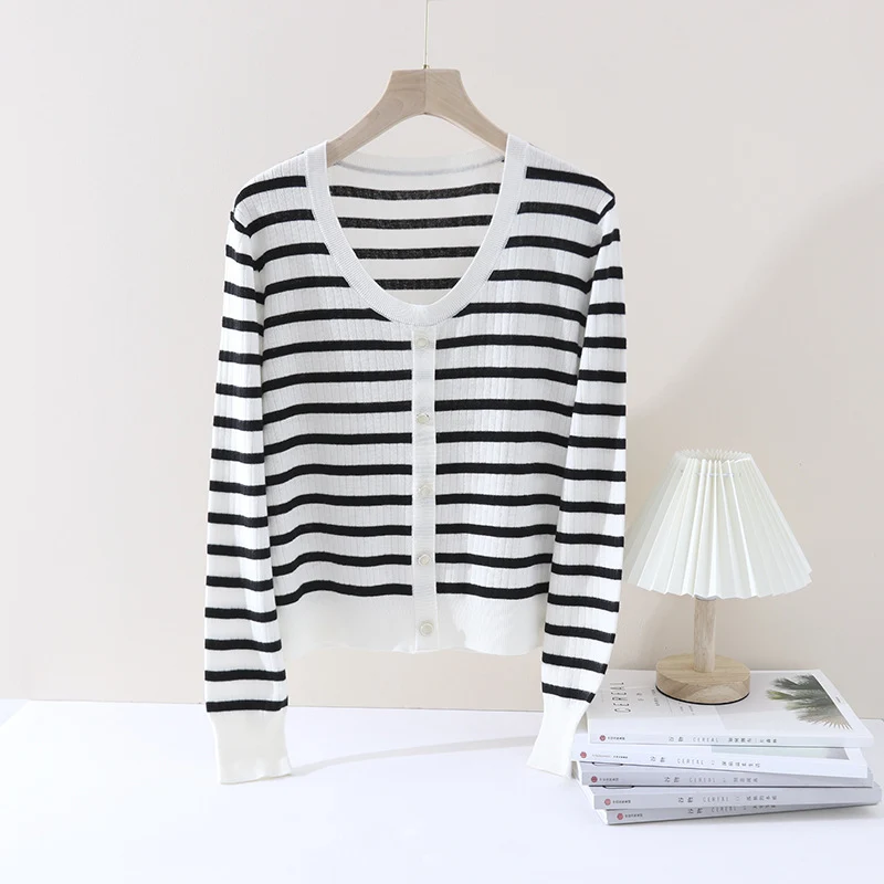 Damen Feiner Zopfmuster-Cardigan mit Rundhals und durchgehender Knopfleiste Nord Taschen