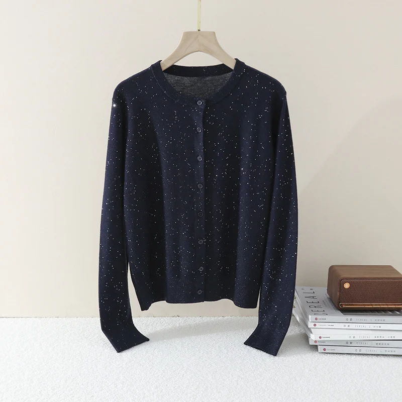 Damen Feiner Rundhals-Cardigan aus leichtem Feinstrick mit Perlmuttknopfleiste und dezentem Glitzereffekt Nord Taschen