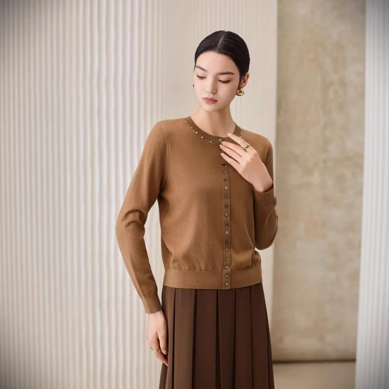 Damen Feiner Feinstrick-Cardigan mit Perlendekor am Rundhalsausschnitt Nord Taschen
